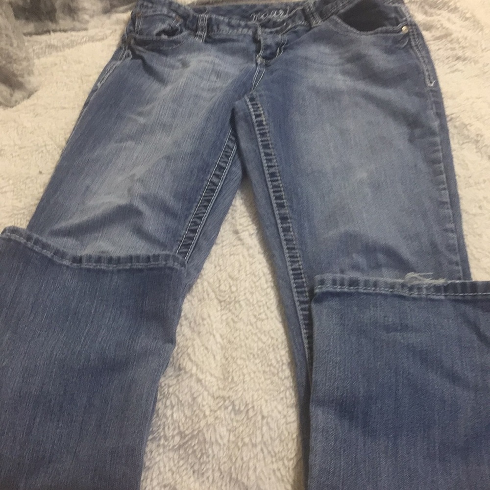 boot cut jeans